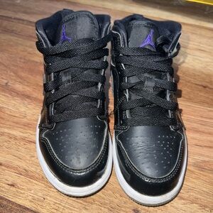 Jordan 1’s space jams